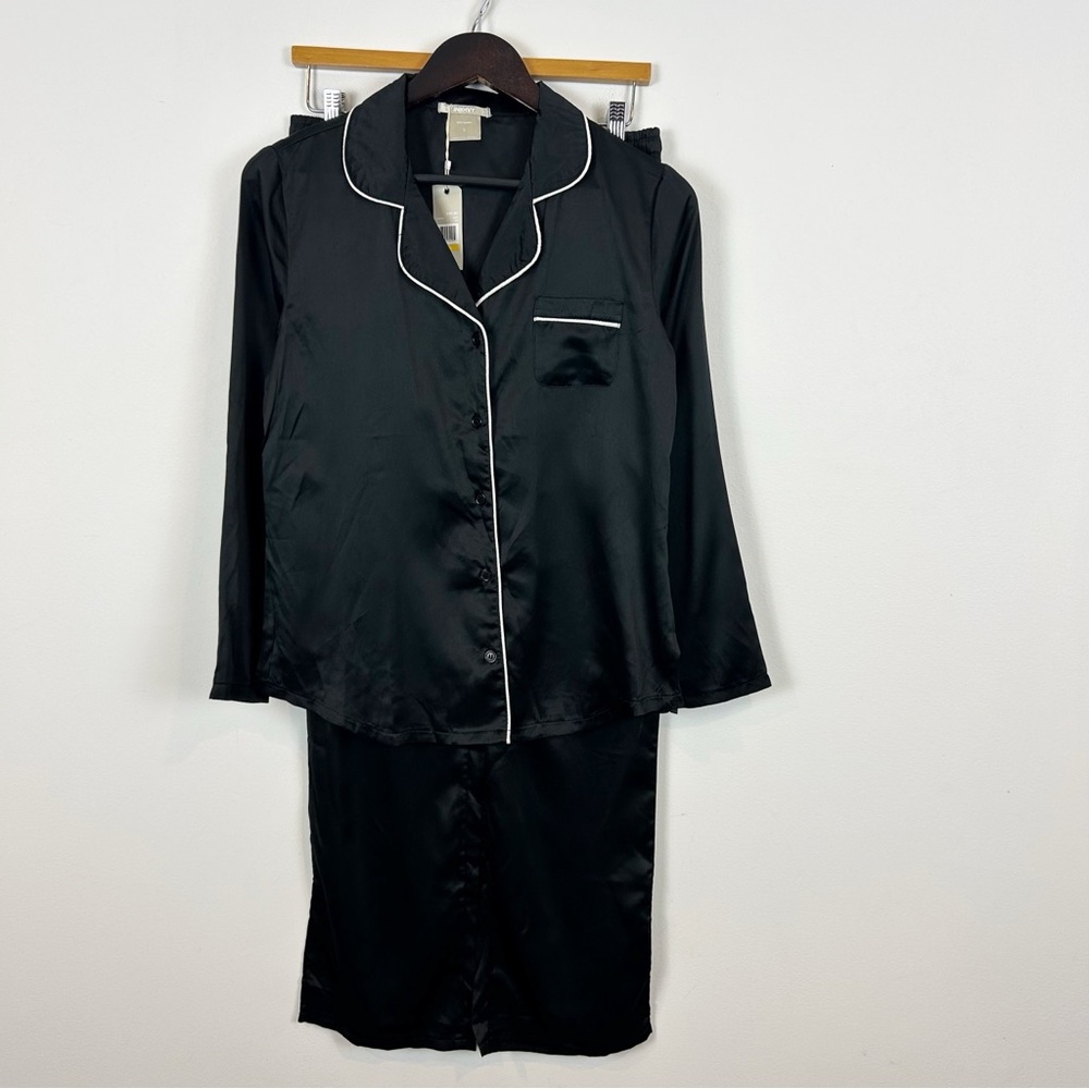 Ink + Ivy Satiny Pajama Set Size Small in Black with White Piping